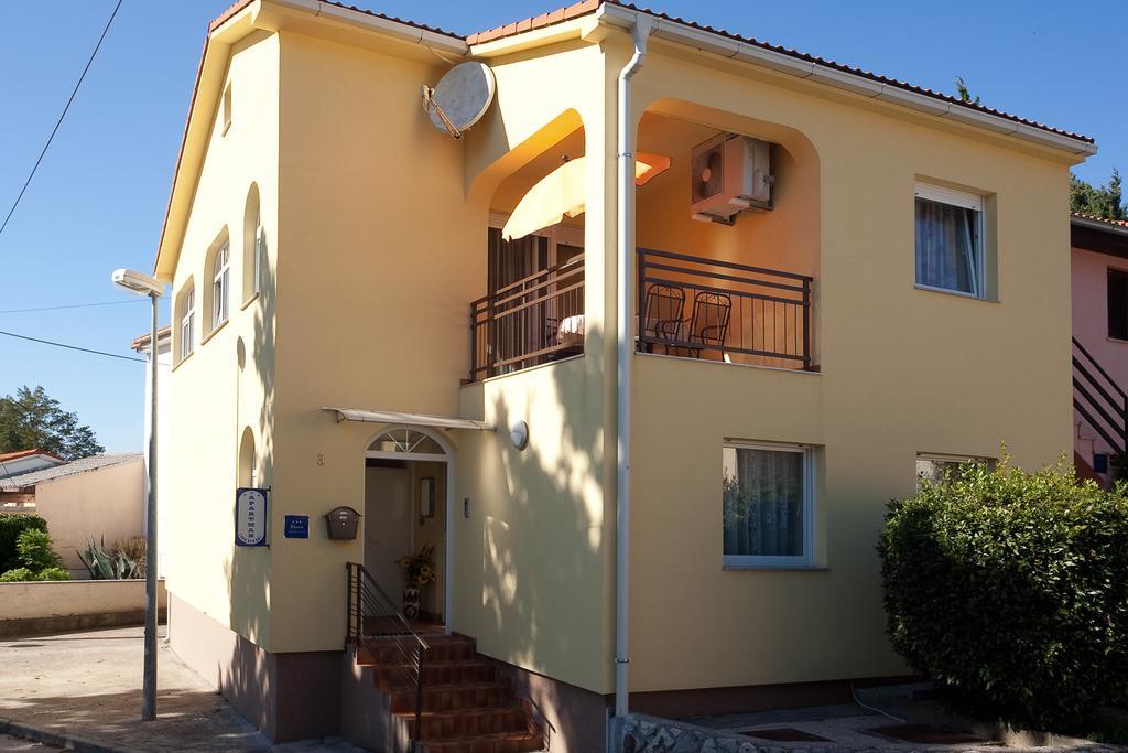Apartment Blazi Njivice Dış mekan fotoğraf